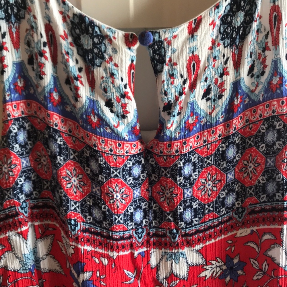 Dress - Picture 6 of 7